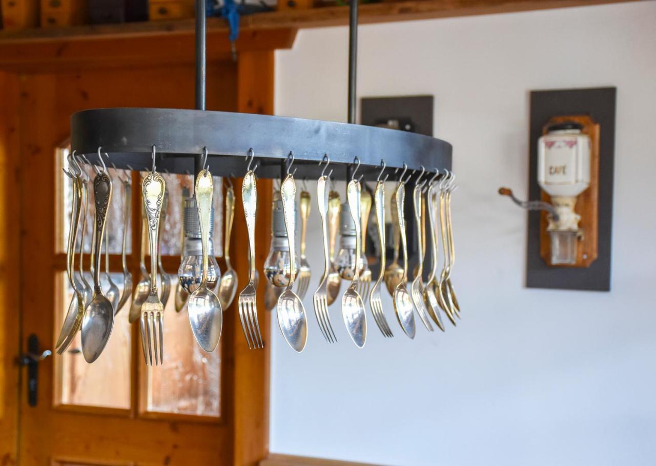Hoehengasthaus Kolmenhof An Der Donauquelle ฟวร์ตวานเงน ภายนอก รูปภาพ